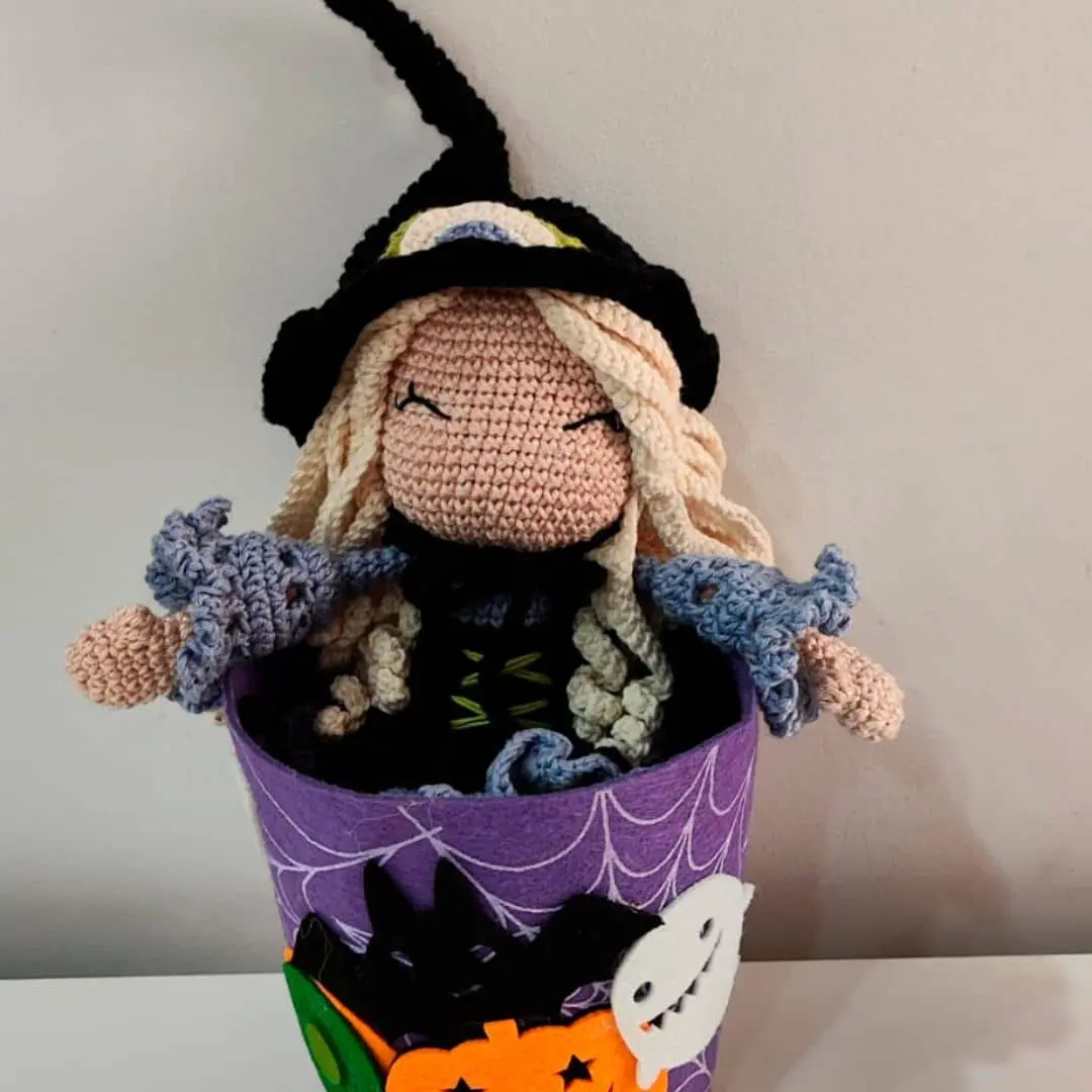 Patrón Amigurumi Brujita de Halloween – PDF descargable - Imagen 3